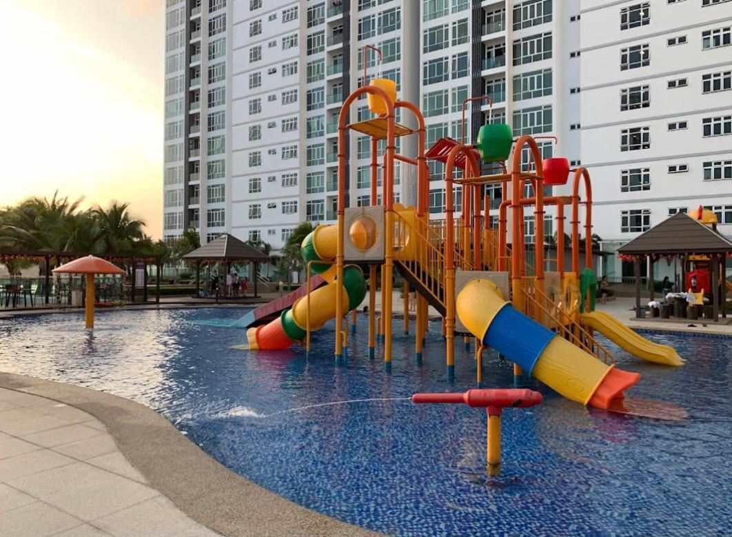 Rebec 5Pax At Aeon,Toppen,Ikea Tebrau Apartment Джохор Бахру Екстериор снимка